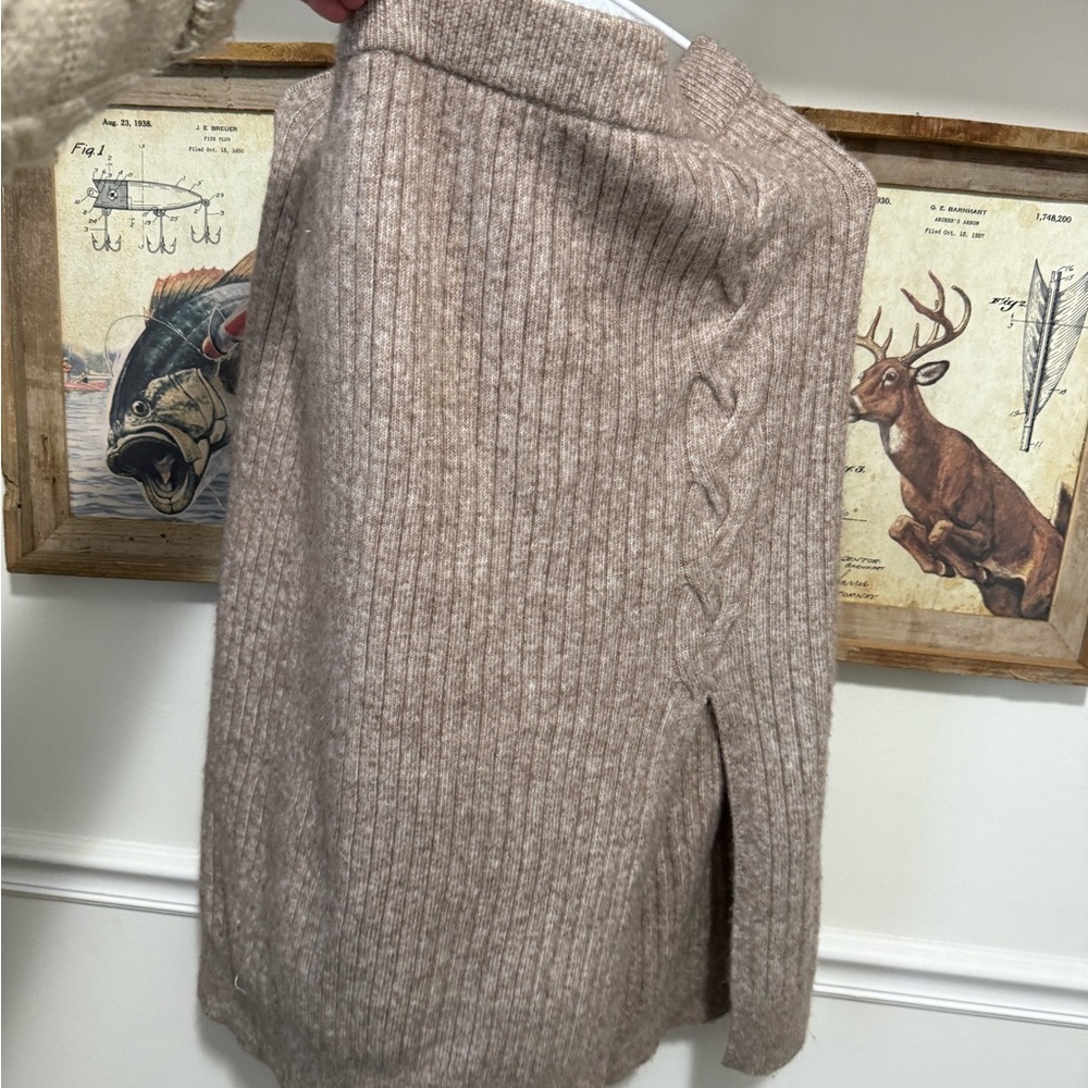 Elegant Tan Knit Pencil Skirt
